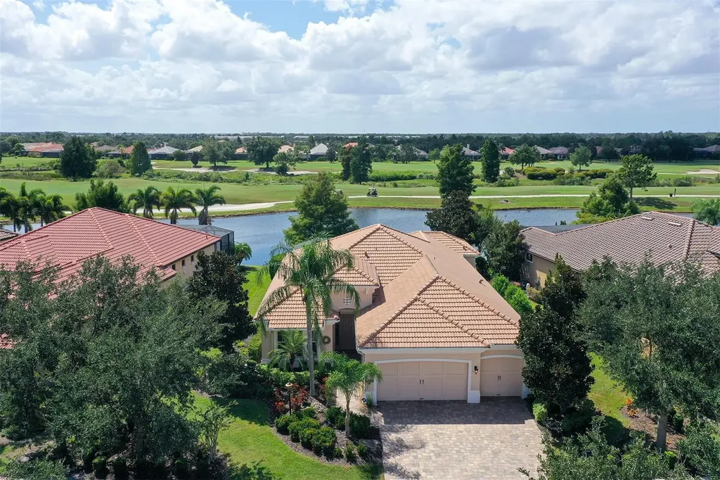 14718 Secret Harbor Place Lakewood Ranch FL 34202