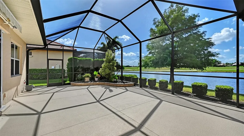 14718 Secret Harbor Place Lakewood Ranch FL 34202