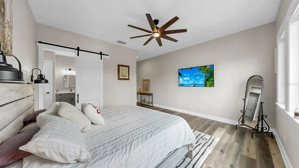 1406 Alhambra Drive Apollo Beach FL 33572