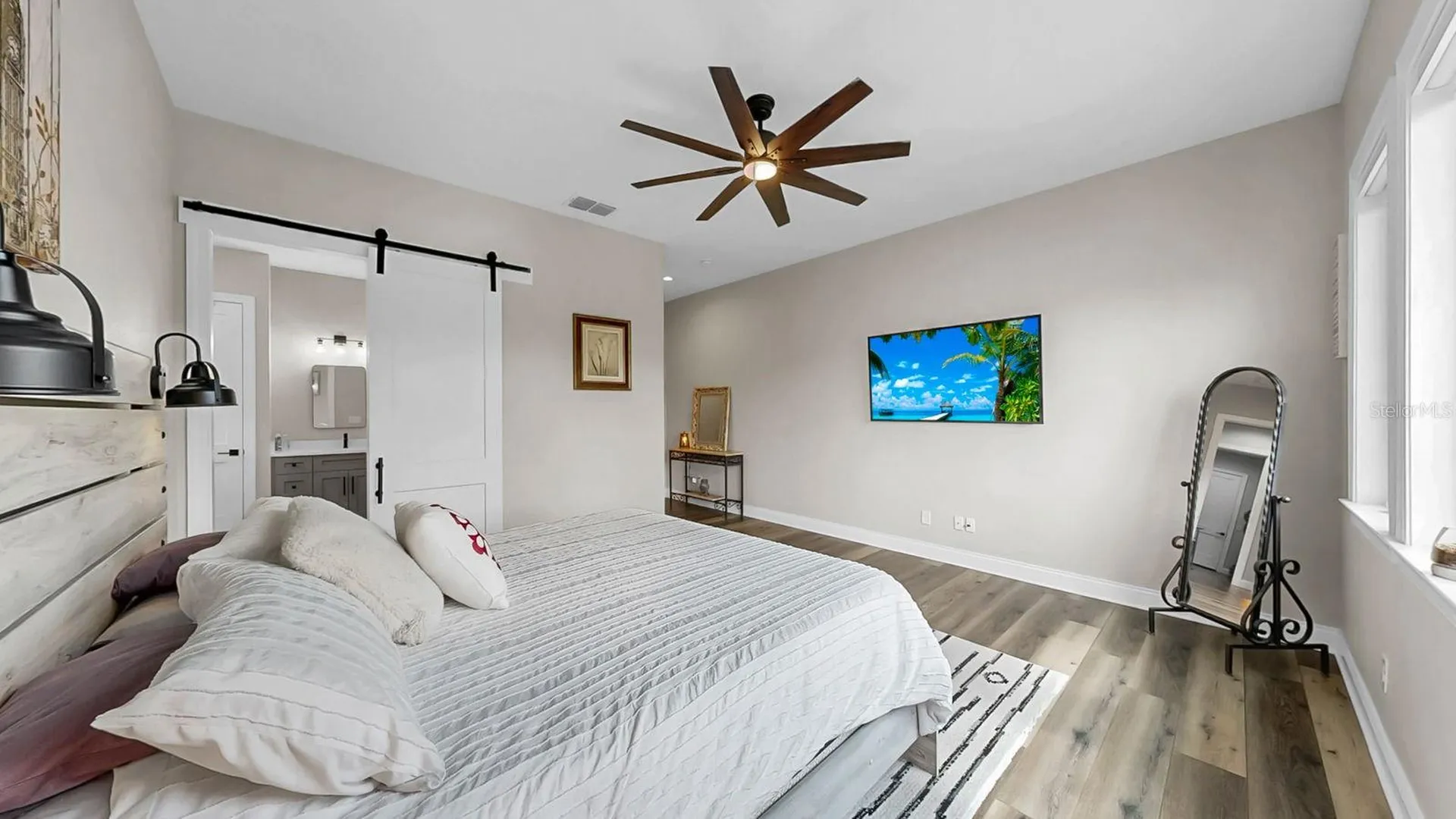 1406 Alhambra Drive Apollo Beach FL 33572
