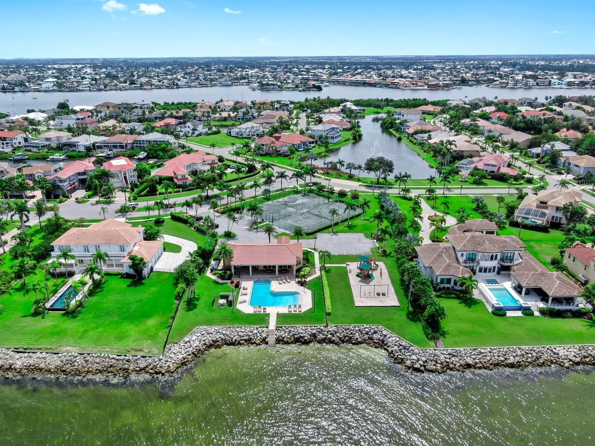 1406 Alhambra Drive Apollo Beach FL 33572