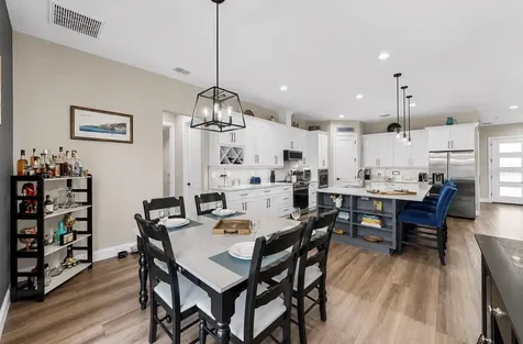 1406 Alhambra Drive Apollo Beach FL 33572