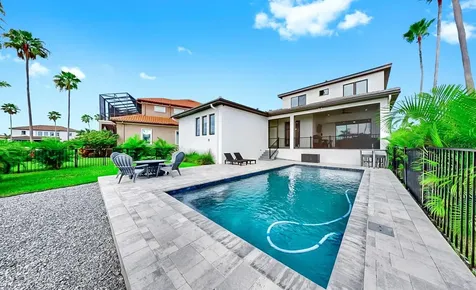1406 Alhambra Drive Apollo Beach FL 33572