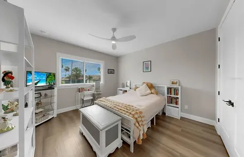 1406 Alhambra Drive Apollo Beach FL 33572