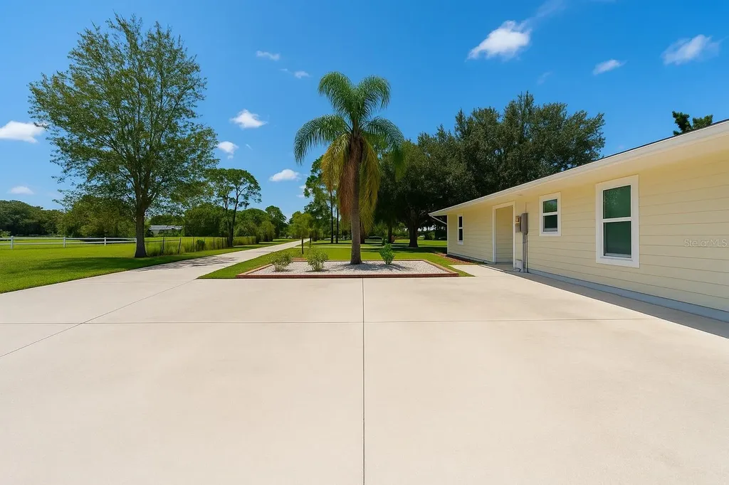 17900 Oak Creek Road Alva FL 33920