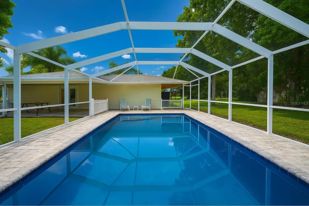 17900 Oak Creek Road Alva FL 33920