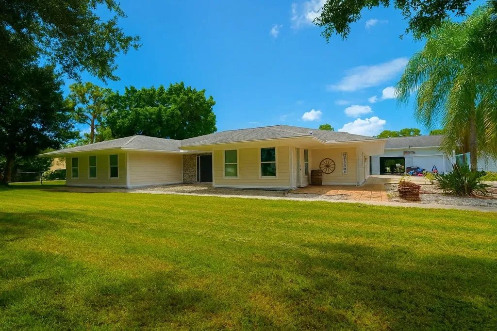 17900 Oak Creek Road Alva FL 33920