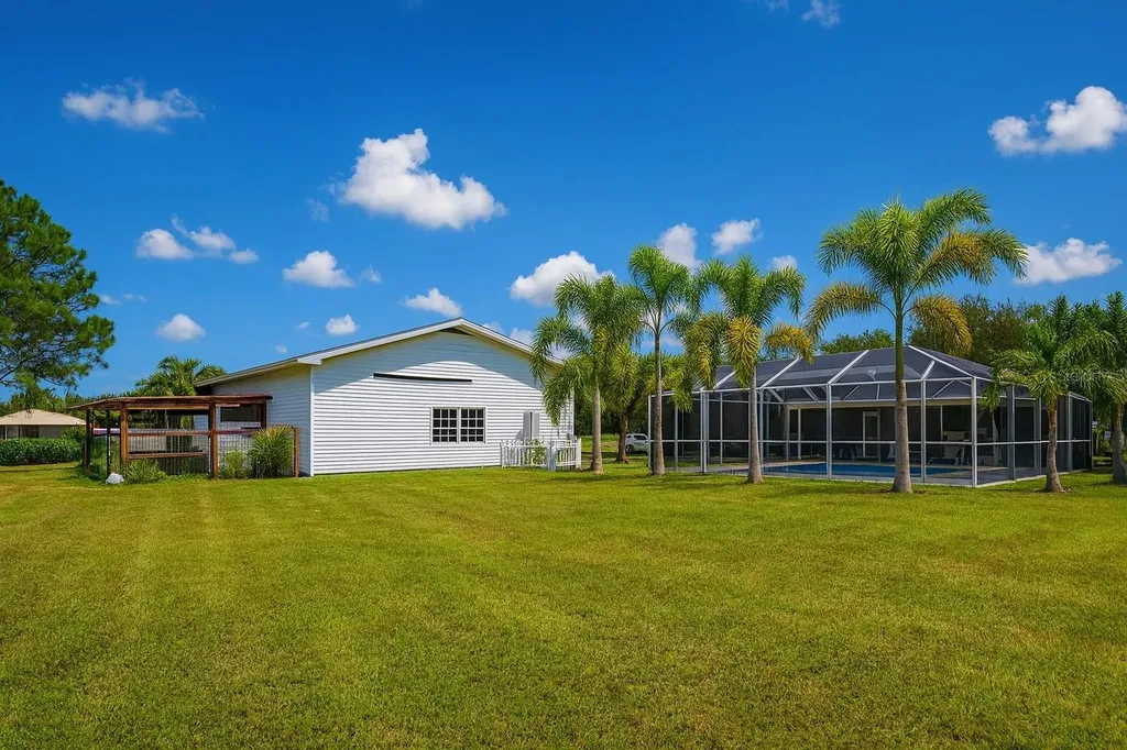 17900 Oak Creek Road Alva FL 33920