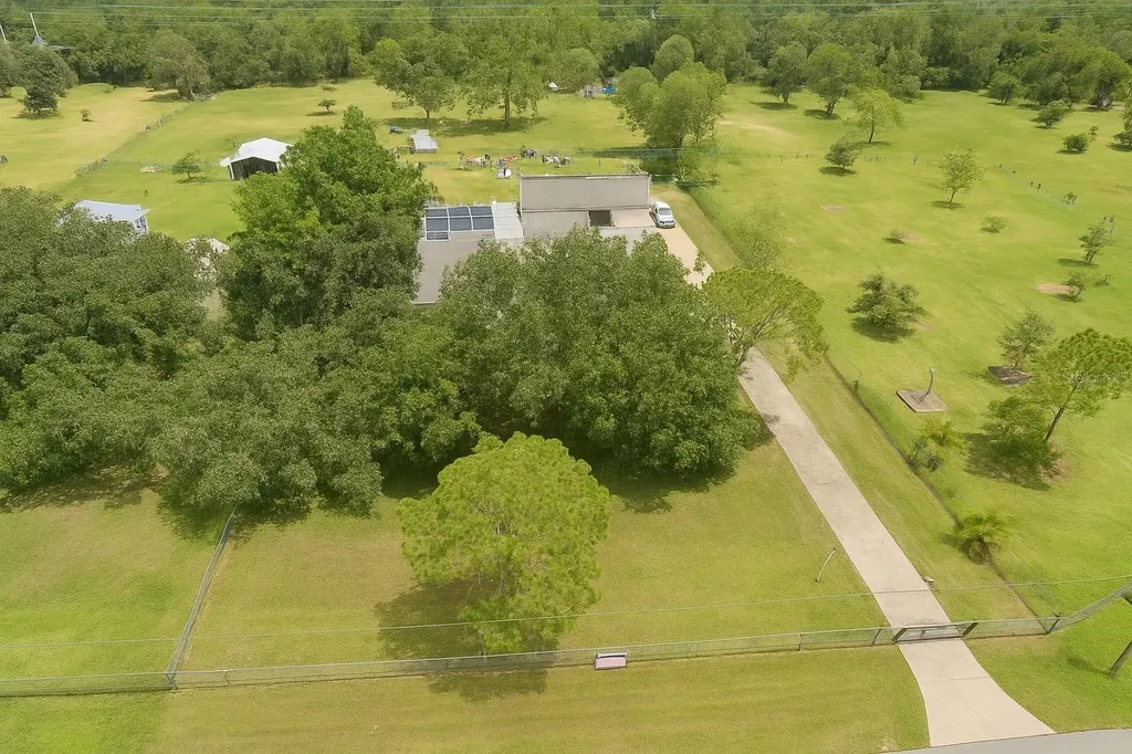 17900 Oak Creek Road Alva FL 33920