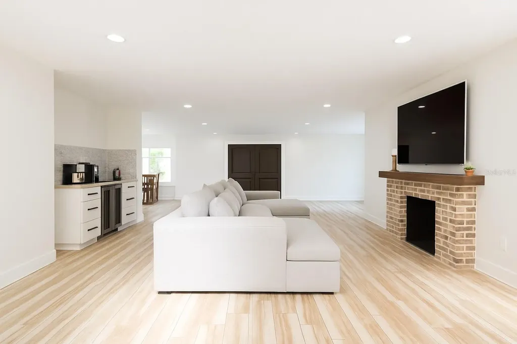 17900 Oak Creek Road Alva FL 33920