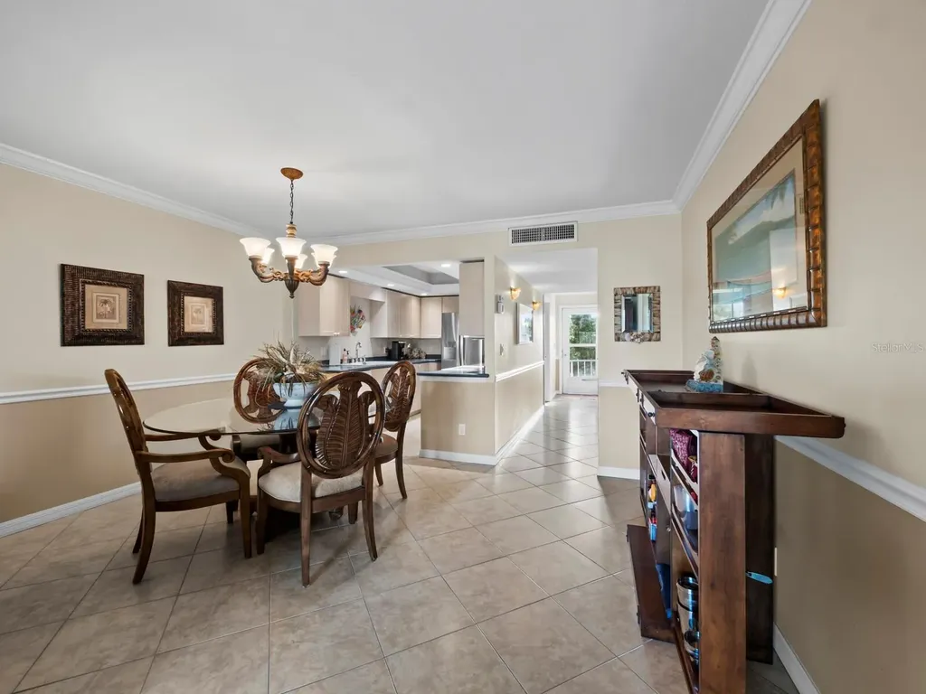 7105 Gulf Of Mexico Drive Longboat Key FL 34228