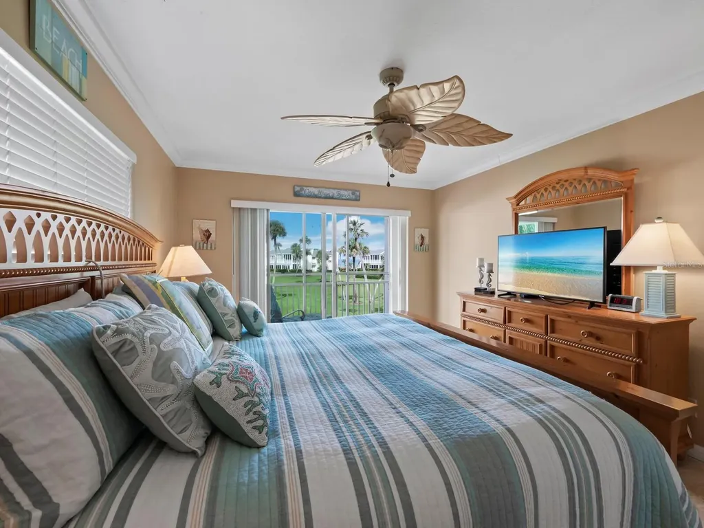 7105 Gulf Of Mexico Drive Longboat Key FL 34228