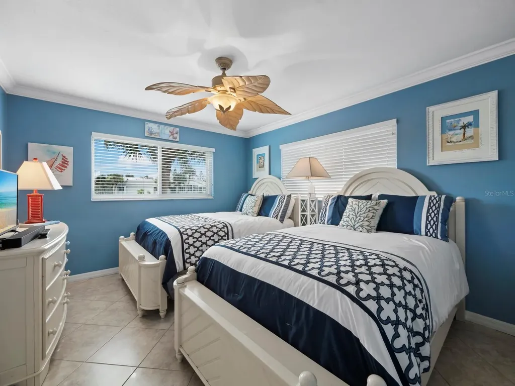 7105 Gulf Of Mexico Drive Longboat Key FL 34228