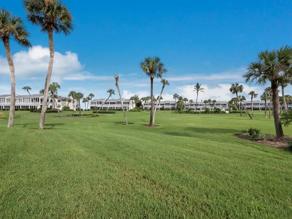 7105 Gulf Of Mexico Drive Longboat Key FL 34228