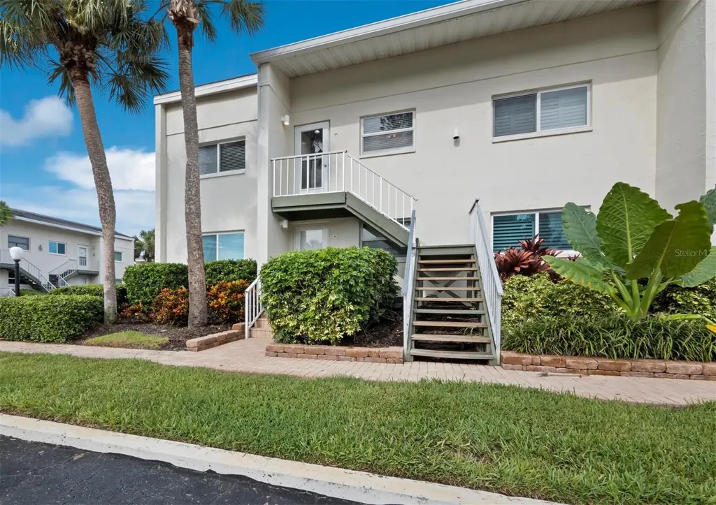 7105 Gulf Of Mexico Drive Longboat Key FL 34228