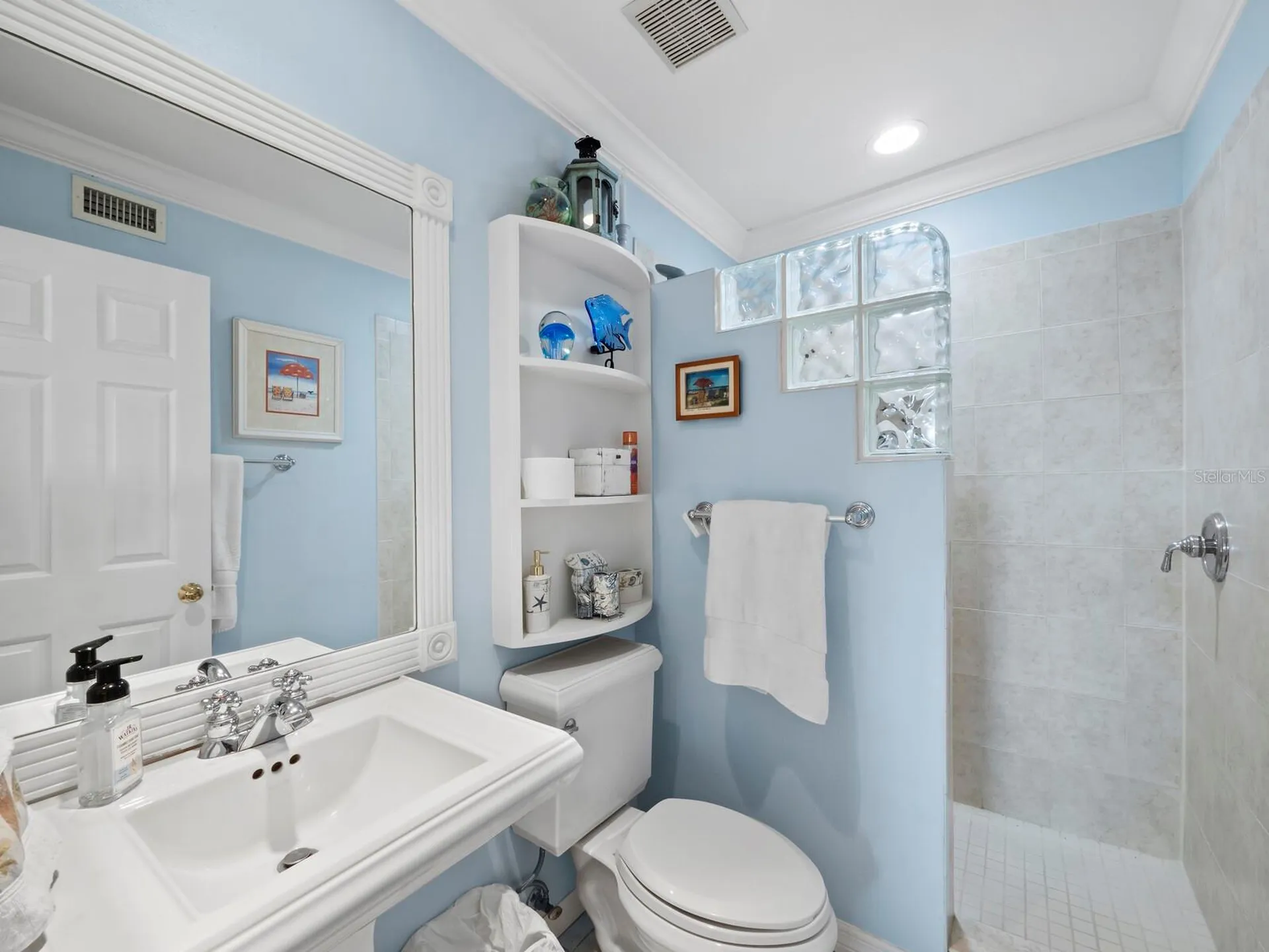 7105 Gulf Of Mexico Drive Longboat Key FL 34228
