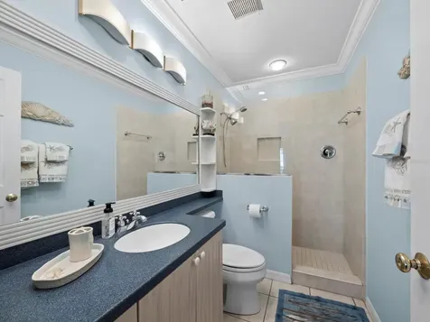 7105 Gulf Of Mexico Drive Longboat Key FL 34228
