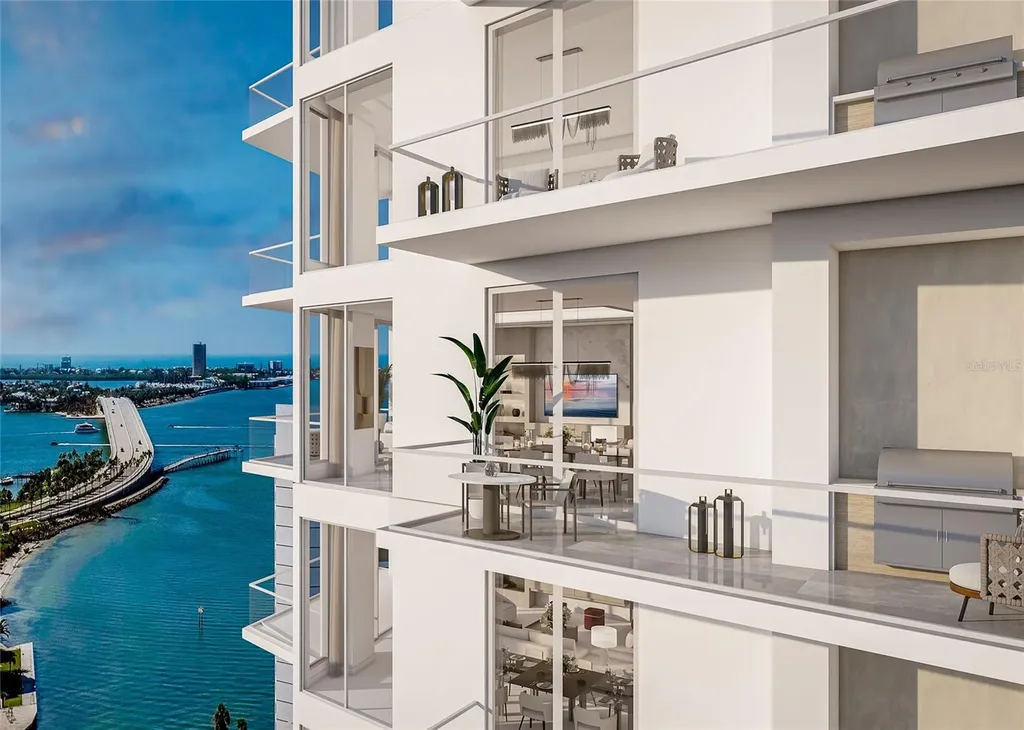 555 Quay Cmns Sarasota FL 34236