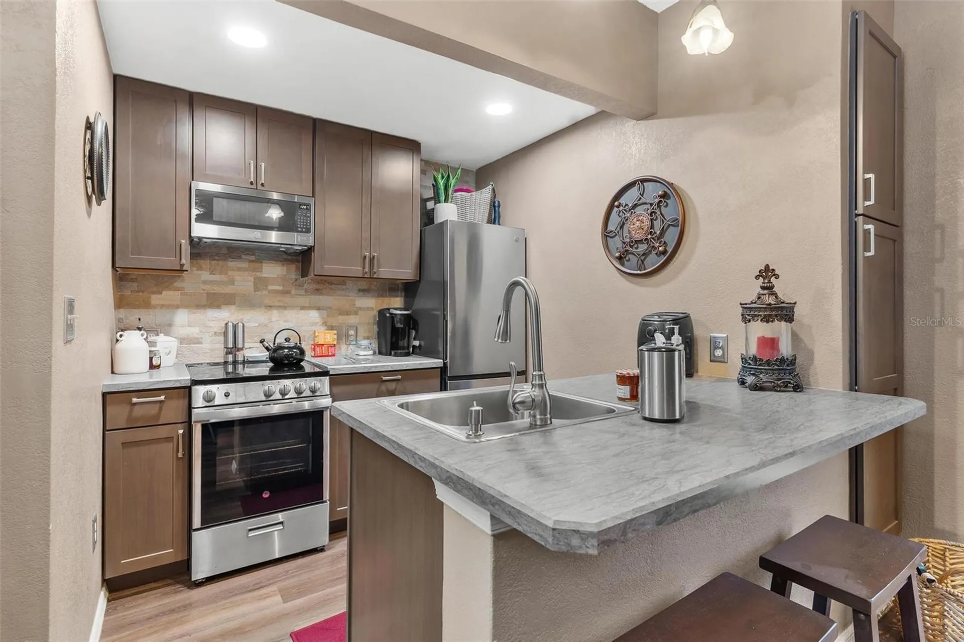 1024 W Main Street Leesburg FL 34748