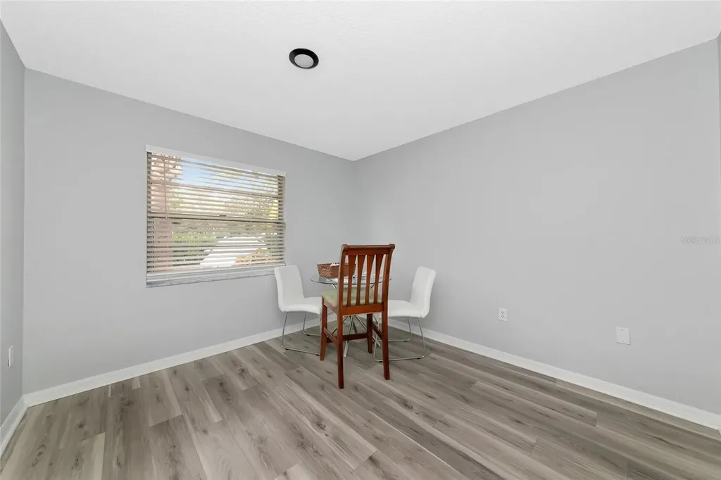 966 La Costa Circle Sarasota FL 34237