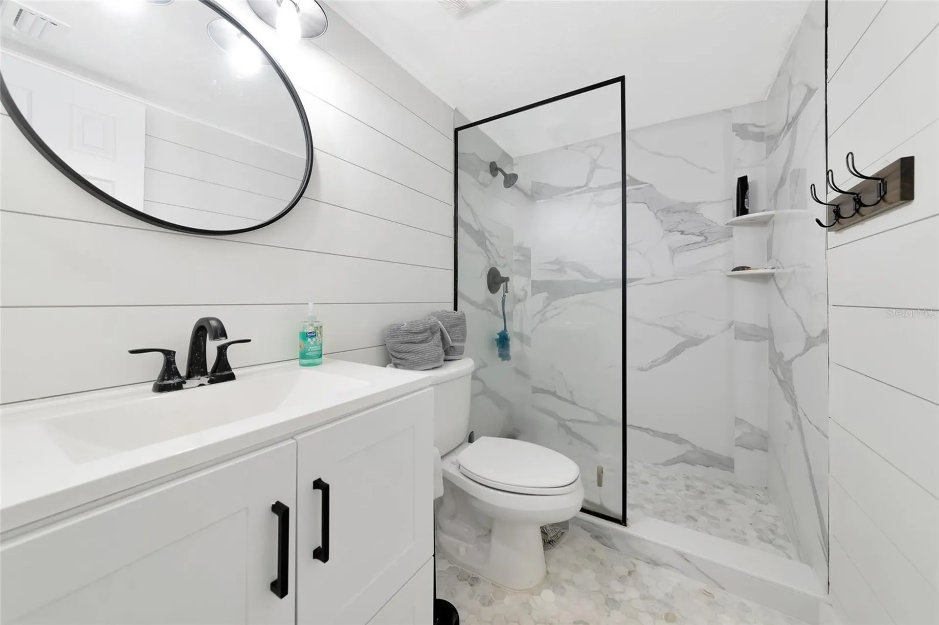 966 La Costa Circle Sarasota FL 34237