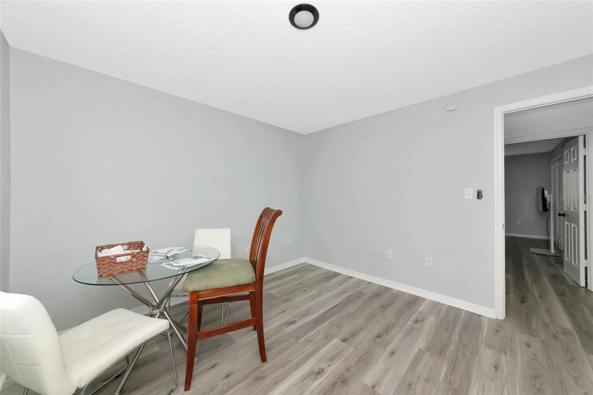966 La Costa Circle Sarasota FL 34237