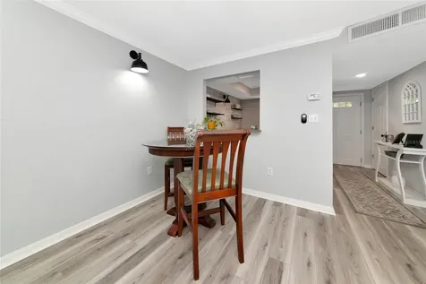 966 La Costa Circle Sarasota FL 34237