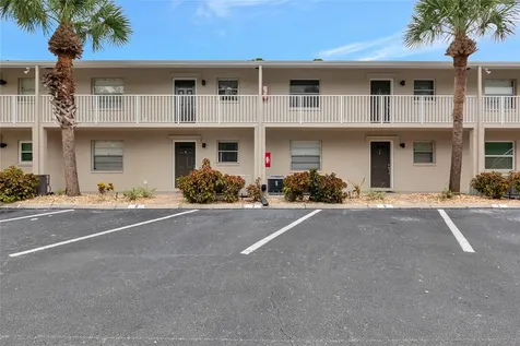 966 La Costa Circle Sarasota FL 34237