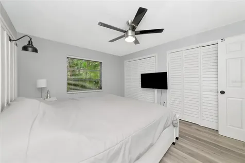966 La Costa Circle Sarasota FL 34237