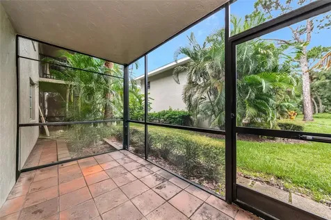 966 La Costa Circle Sarasota FL 34237