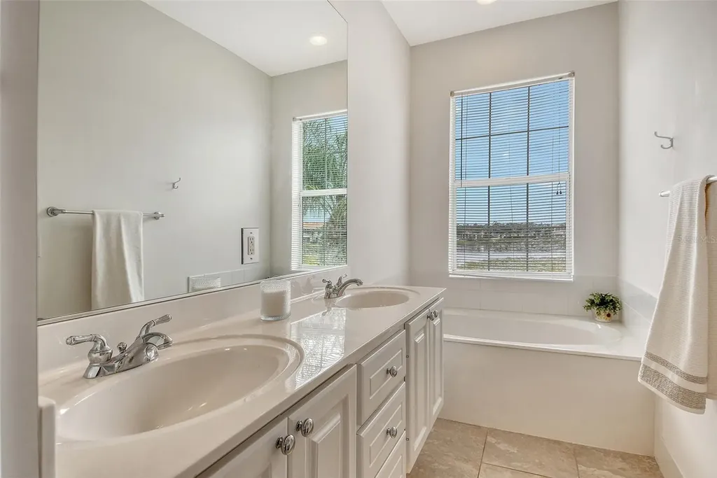 1400 Burgos Drive Sarasota FL 34238