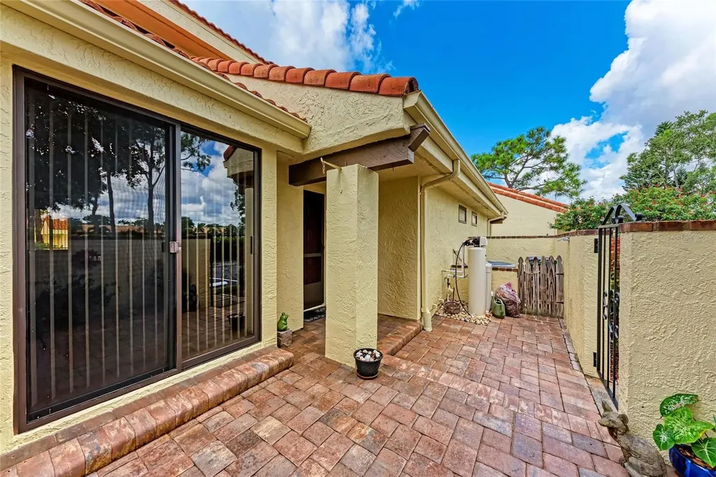 5362 Huntingwood Court Sarasota FL 34235