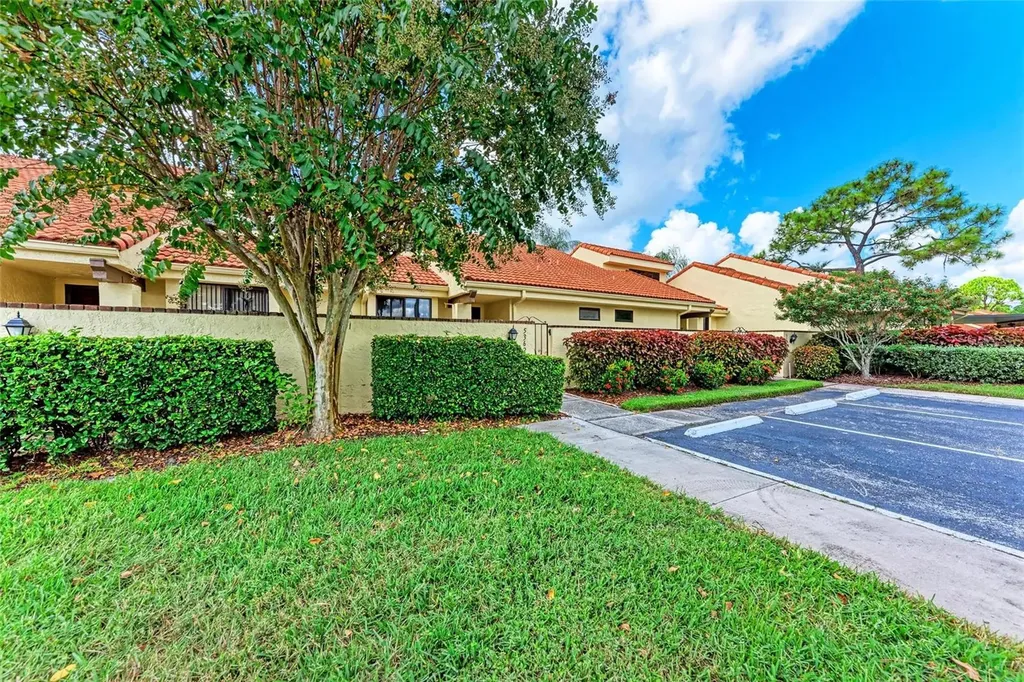 5362 Huntingwood Court Sarasota FL 34235