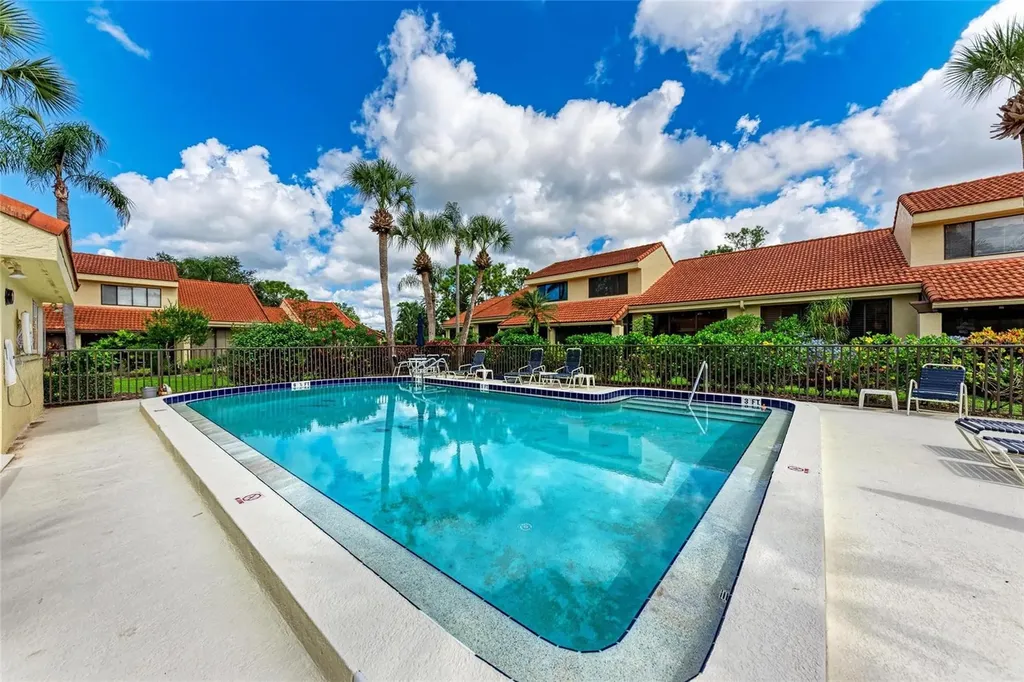 5362 Huntingwood Court Sarasota FL 34235