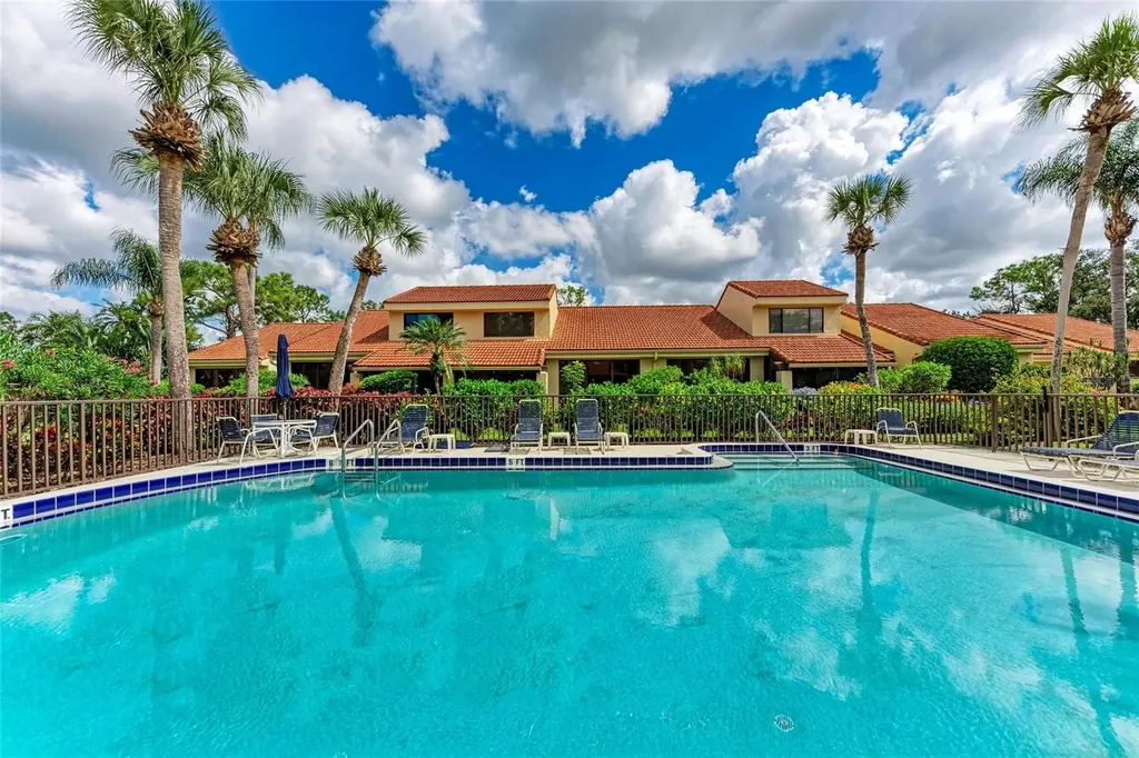 5362 Huntingwood Court Sarasota FL 34235