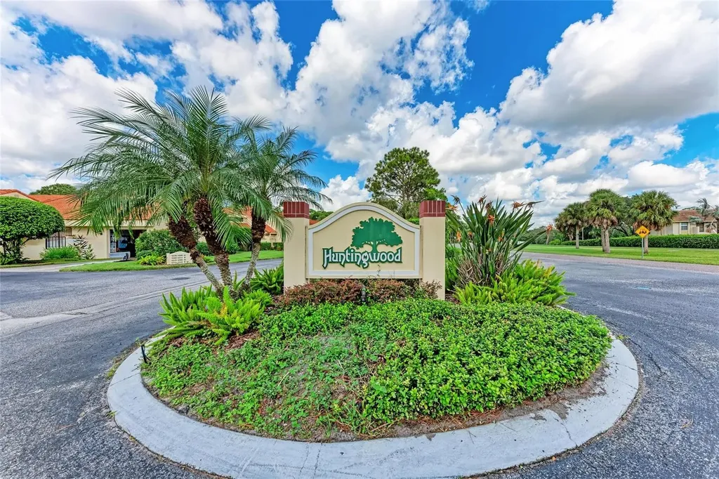 5362 Huntingwood Court Sarasota FL 34235