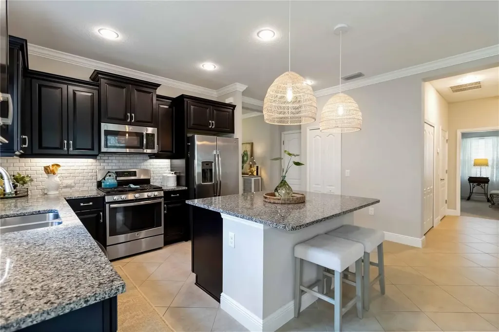 12252 Stuart Drive Venice FL 34293