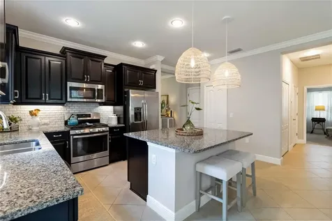 12252 Stuart Drive Venice FL 34293