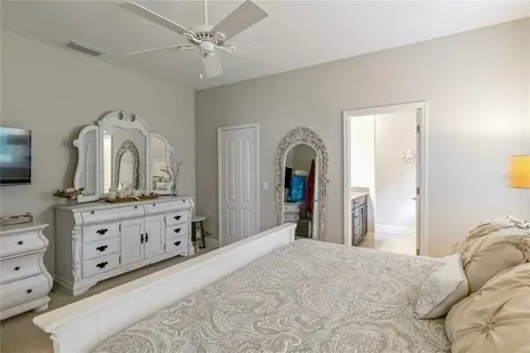 12252 Stuart Drive Venice FL 34293