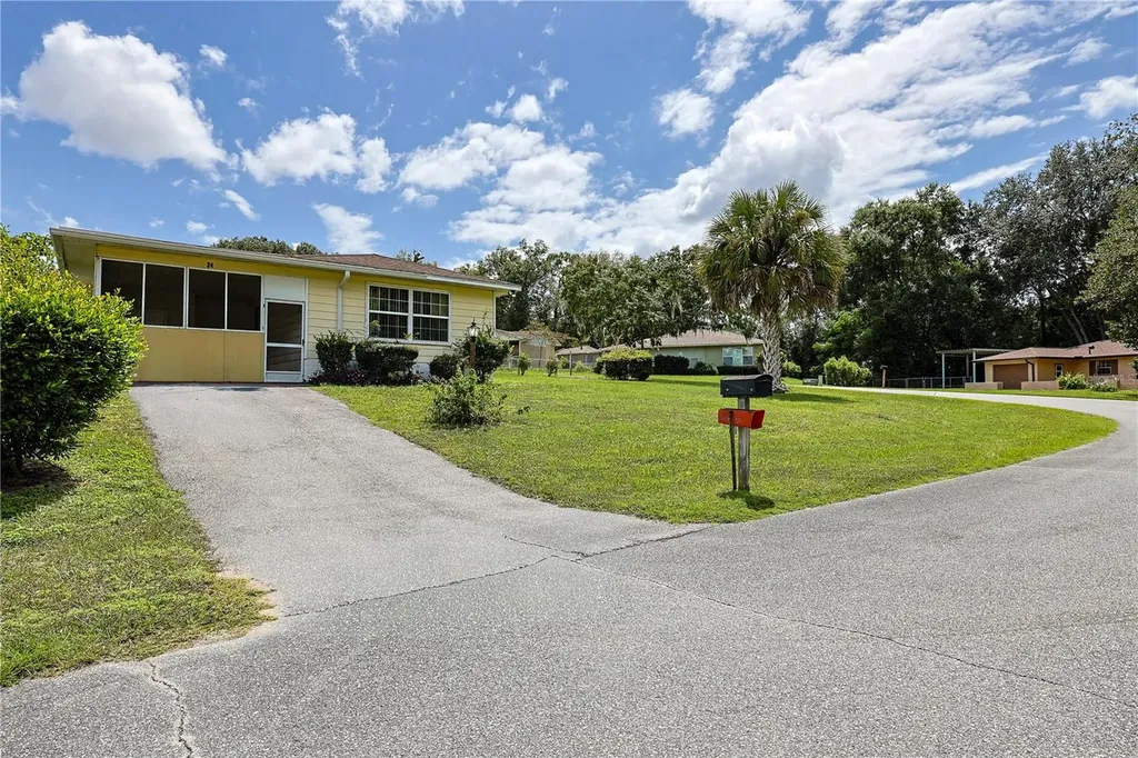 34 Lake Court Loop Ocala FL 34472