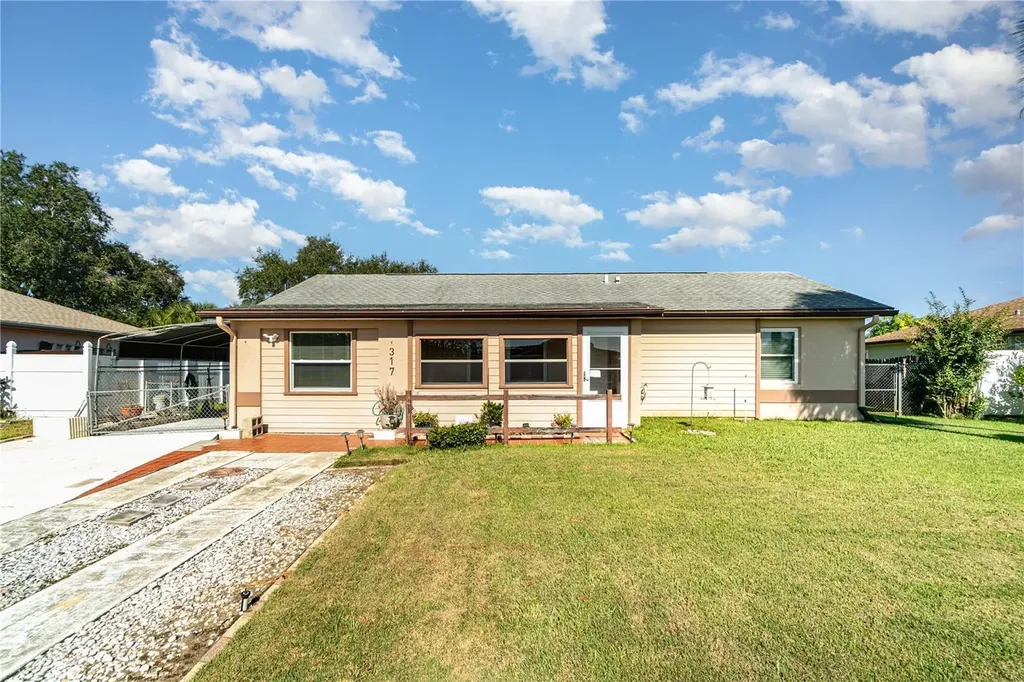 317 Gait Court Kissimmee FL 34743