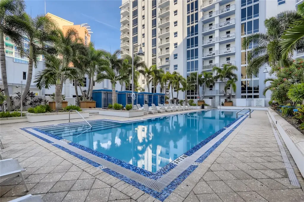 415-1 E Pine Street Orlando FL 32801