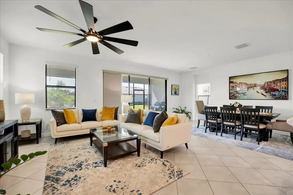 5161 Coral Reef Way Bradenton FL 34211