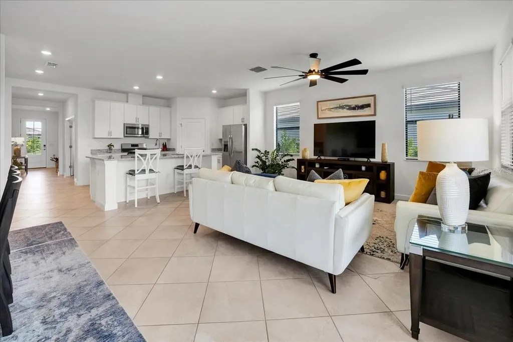 5161 Coral Reef Way Bradenton FL 34211