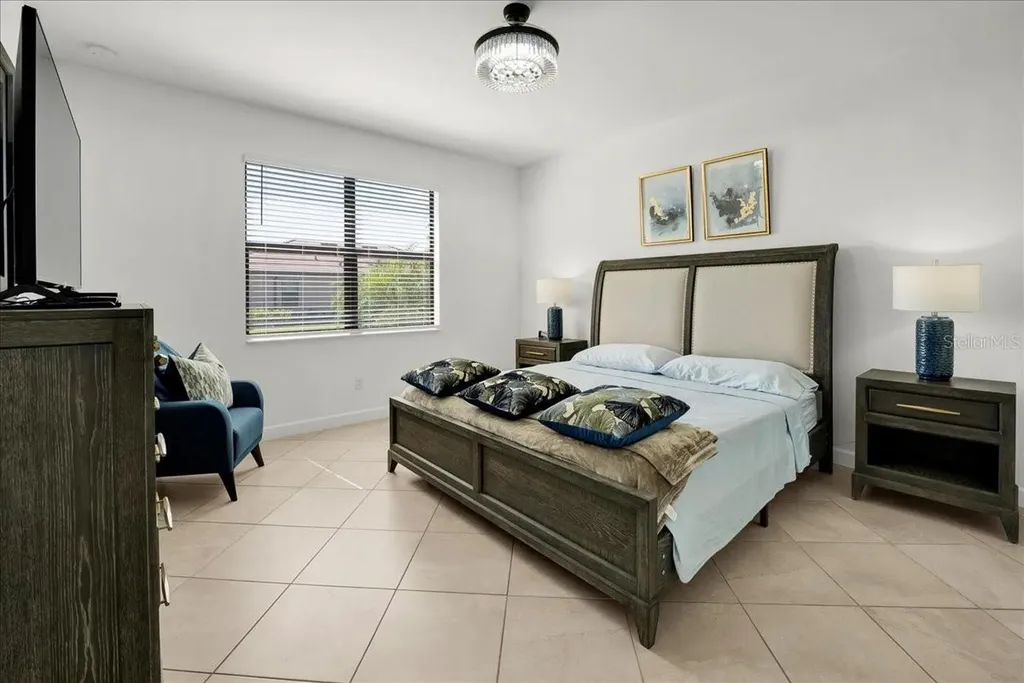 5161 Coral Reef Way Bradenton FL 34211