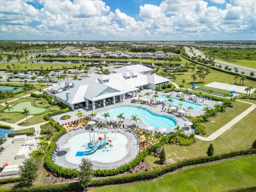 5161 Coral Reef Way Bradenton FL 34211