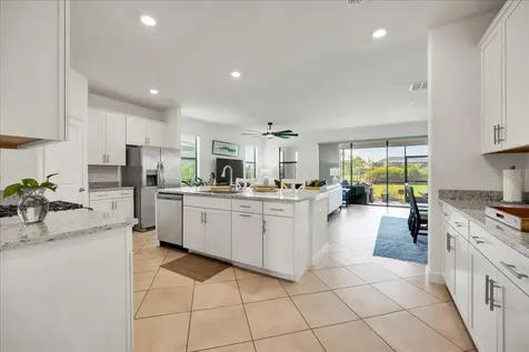5161 Coral Reef Way Bradenton FL 34211