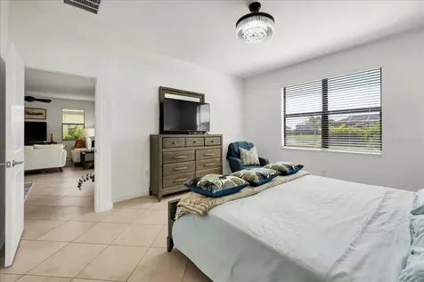 5161 Coral Reef Way Bradenton FL 34211