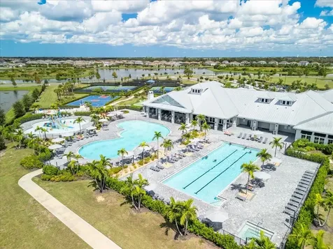 5161 Coral Reef Way Bradenton FL 34211