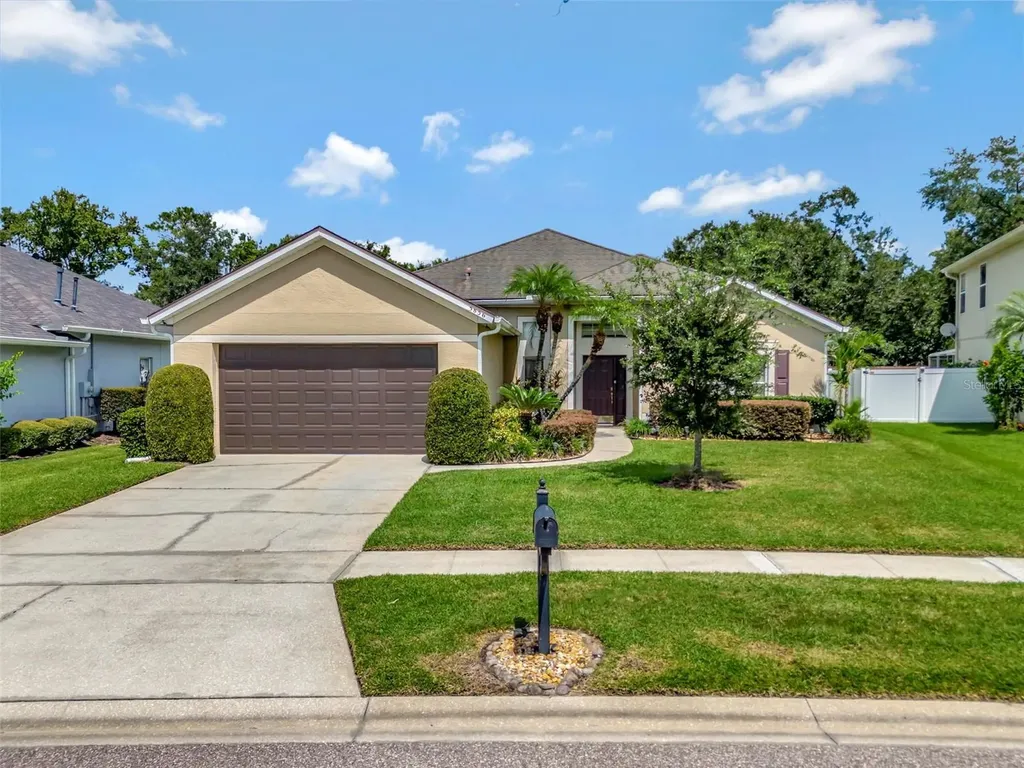 5856 Pine Grove Run Oviedo FL 32765